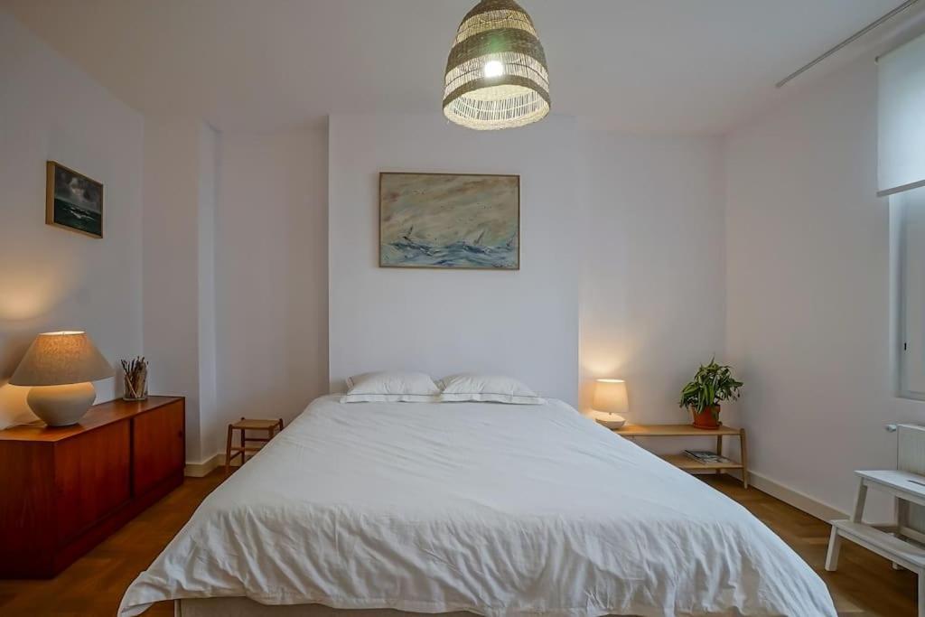 Central Apartment - Nido'S Area Bucureşti Ngoại thất bức ảnh